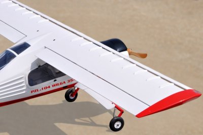 PZL-104 Wilga 2240mm 26-35cc Bensin ARF
