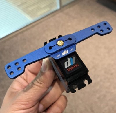 Dualsky Servoarm alu dubbel 2,5" Blå 25T Futaba