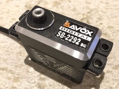 Savox SB-2290SG MONSTER Brushless. 8,4V, 60kg, 81gram