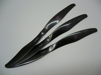 PT kolfiberpropeller 10X3Pi motroterande